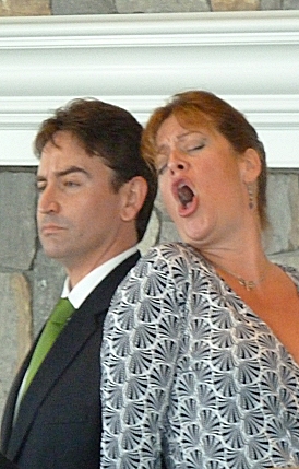 Jeffrey and Buffy sing Sequidilla from Carmen